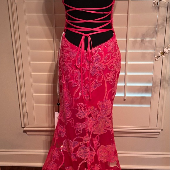 JVN by Jovani Hot Pink Floral One Shoulder Dress size 8 prom dress - Picture 8 of 11